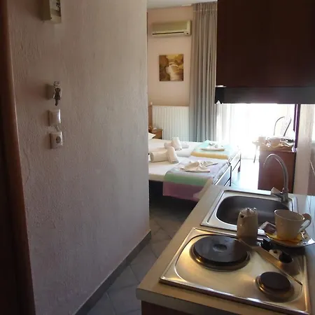 Hotel apartamentowy Dire Neos Marmaras