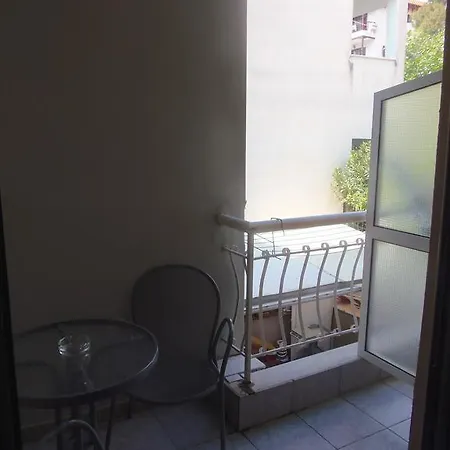 Hotel apartamentowy Dire Neos Marmaras
